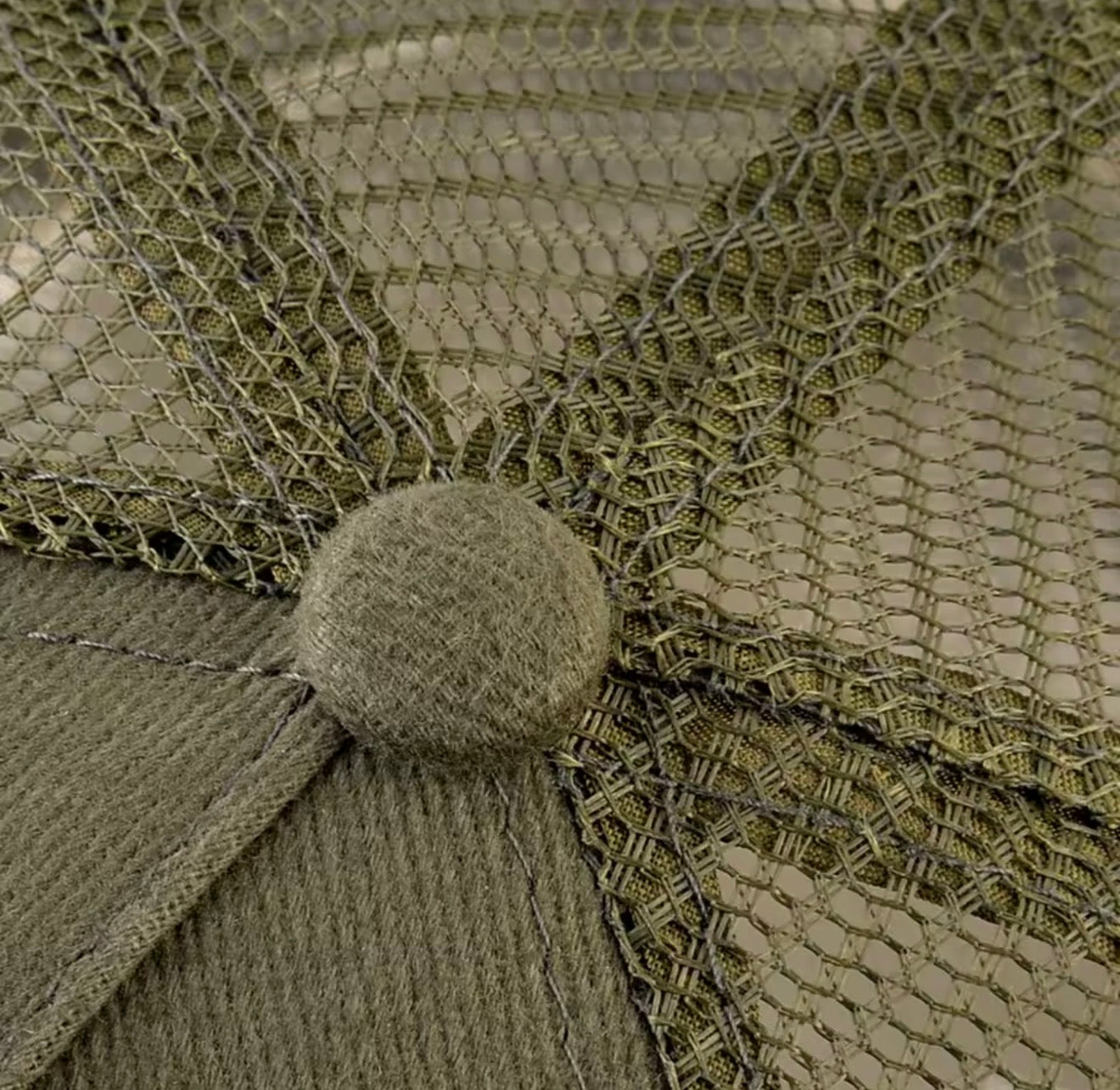 Men’s khaki green breathable hat